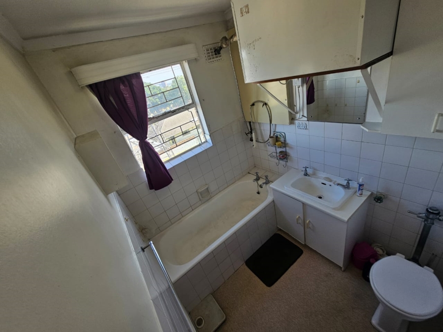 To Let 2 Bedroom Property for Rent in Blomtuin Western Cape